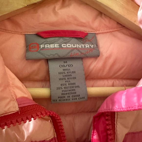 Kids pink puffer vest - Picture 3 of 3